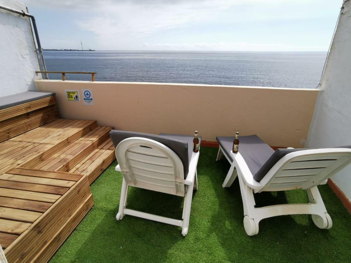 Bed And Breakfast By The Sea Pozo Izquierdo Exterior photo